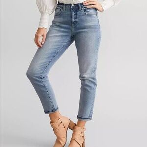Willow and Root | Curvy Mom Jean - Buckle Exclusive. Size 32, 28 inseam.